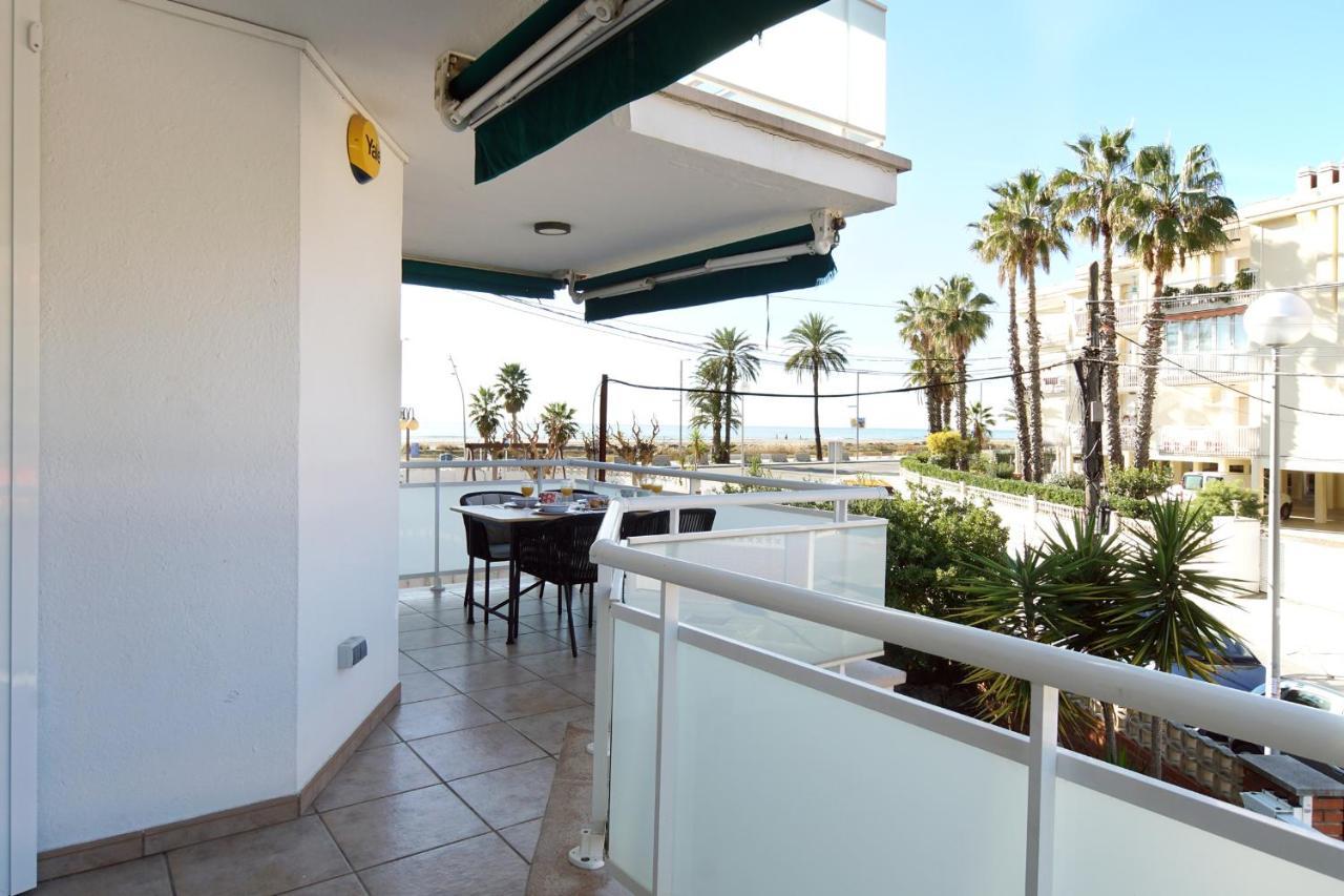 Beach Club House Apartamento Castelldefels Exterior foto